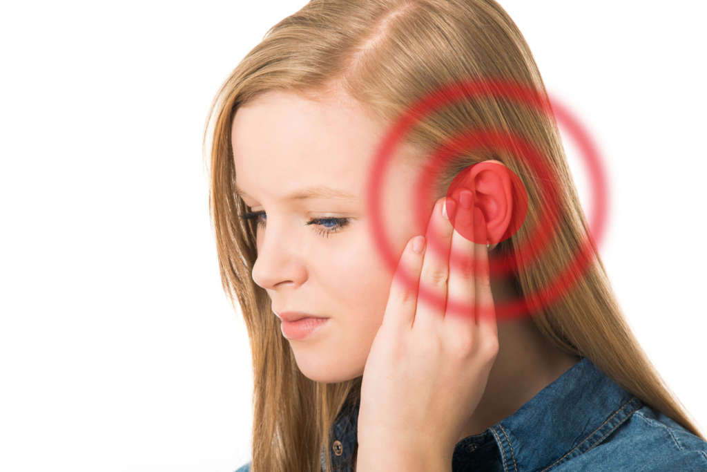 Acúfenos o Tinnitus (Esos molestos ruidos en el oído)